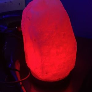 crystal himilayan salt lamp